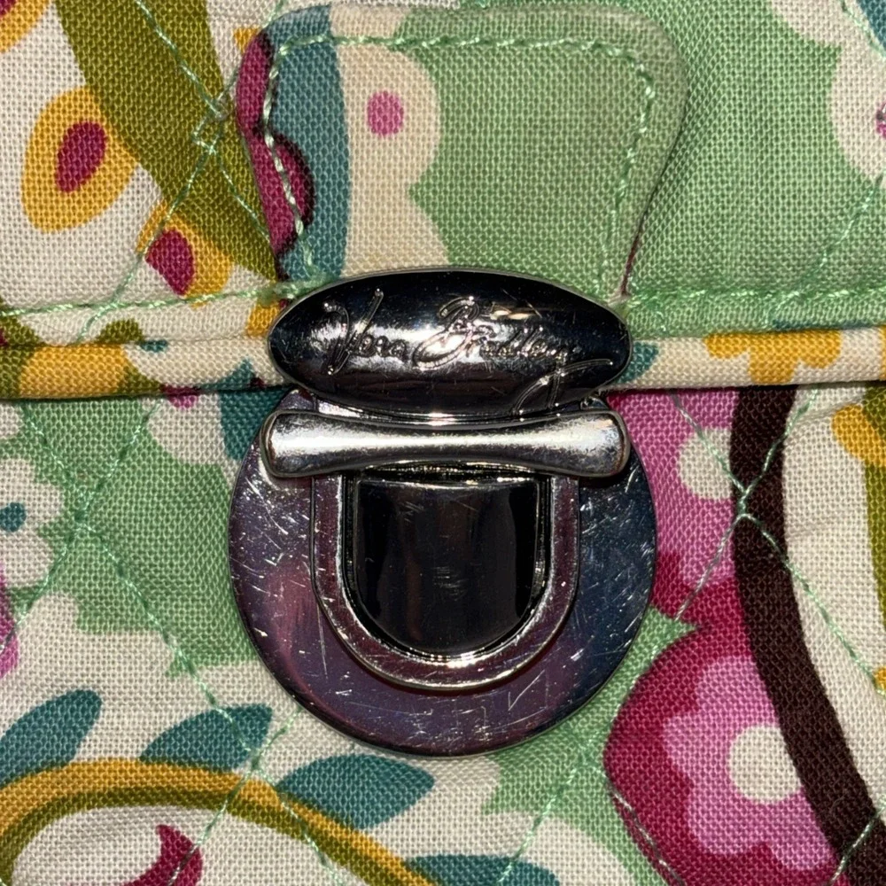 Vera Bradley Tutti Frutti Logo Pushlock Saddle Hipster Crossbody Quilted Bag EUC